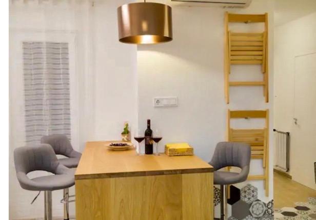 Home R52-4 #Freeparking Budapest Bagian luar foto