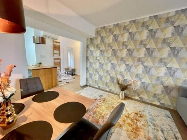 Home R52-4 #Freeparking Budapest Bagian luar foto