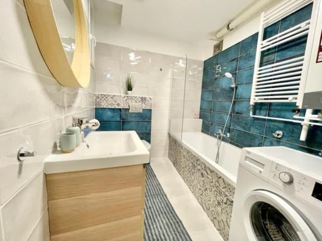 Home R52-4 #Freeparking Budapest Bagian luar foto